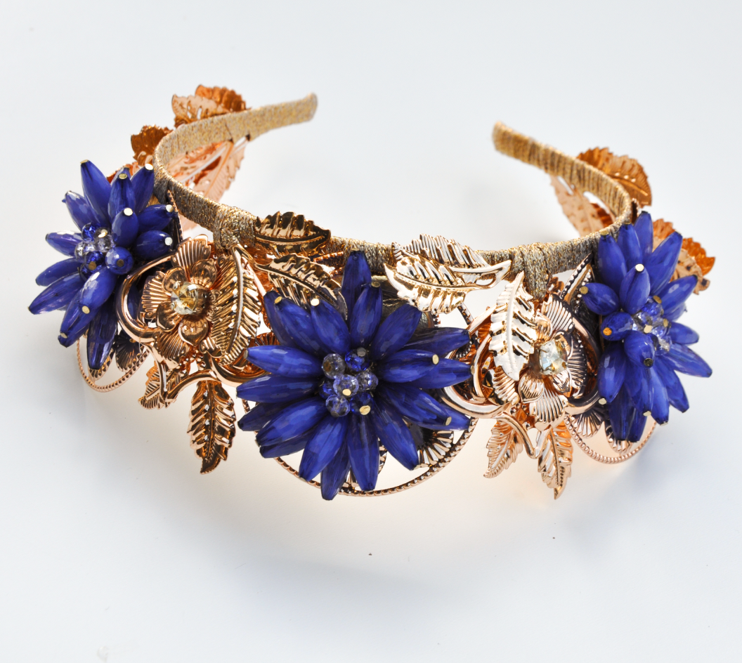 Blue Ami Crown (Gold)